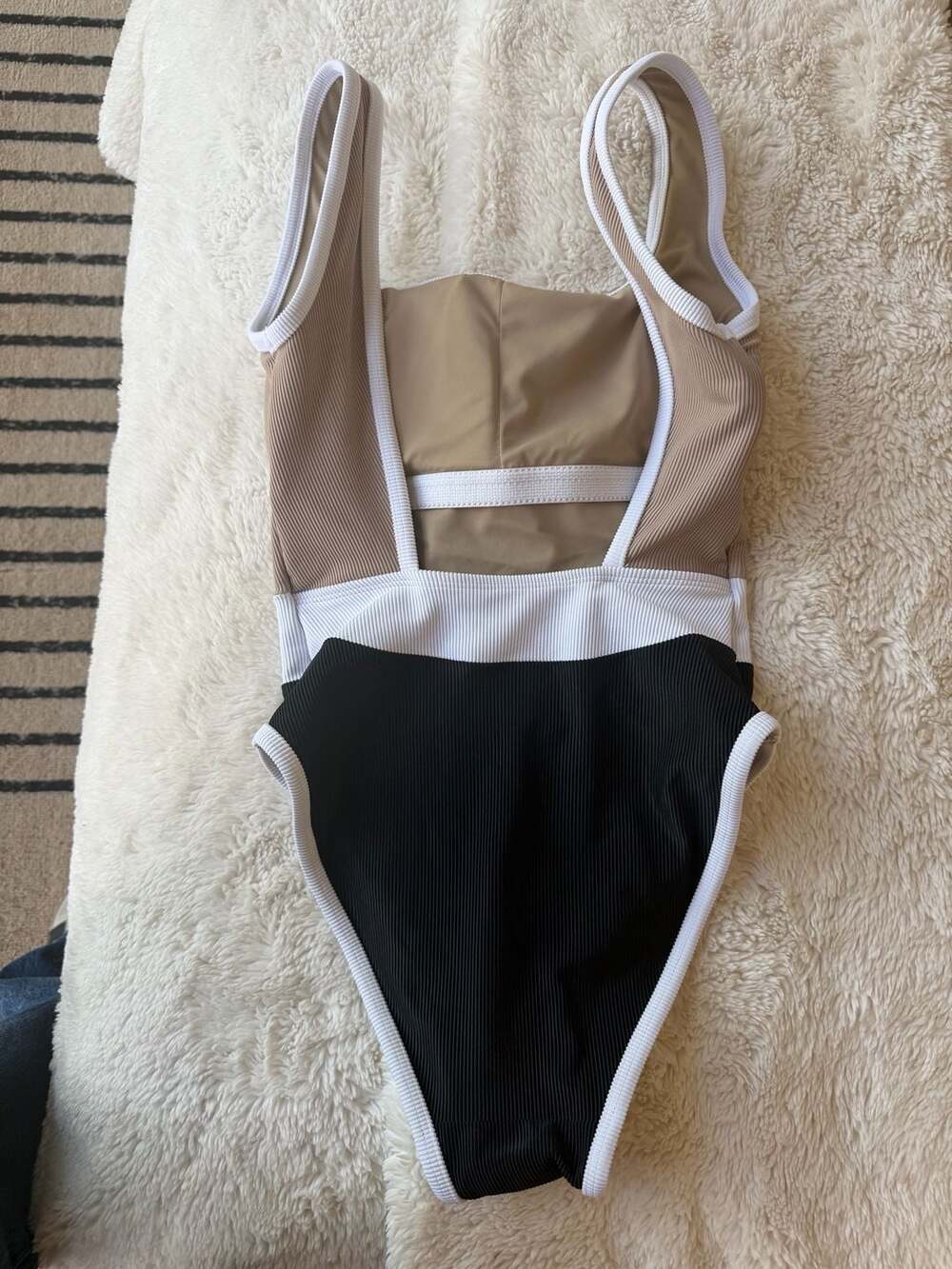LainSnow Colorblock “Amangiri” One Piece Swimsuit in Beige/Black/White - XS - Picture 2 of 5